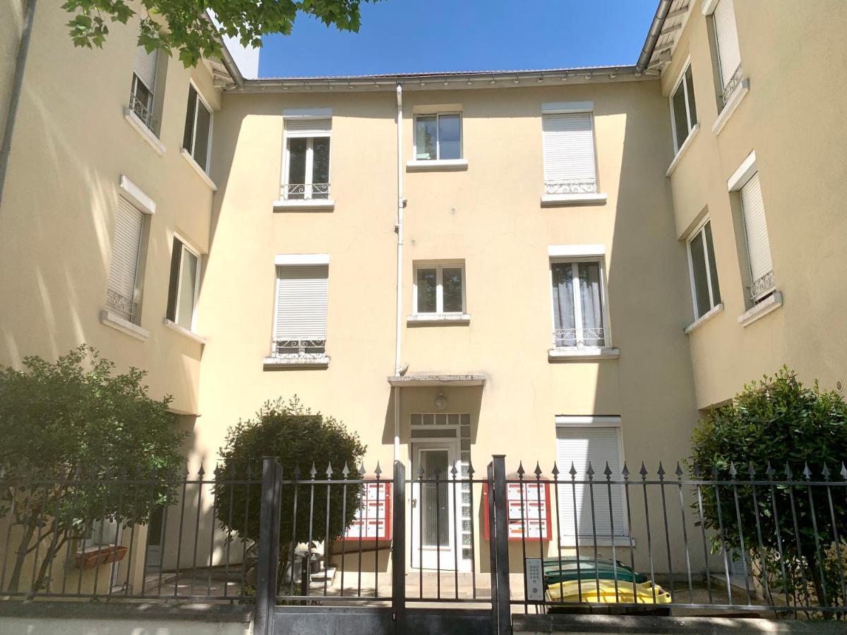 Magnifique Appartement T2 Aux Portes De Paris Cachan Luaran gambar